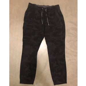 Lululemon On The Fly 7/8 Pant